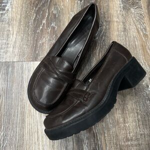 Vintage 90s Brown Chunky Platform Loafers Dark Academia Minimalist Size 8.5